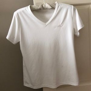 Athletic tee shirt